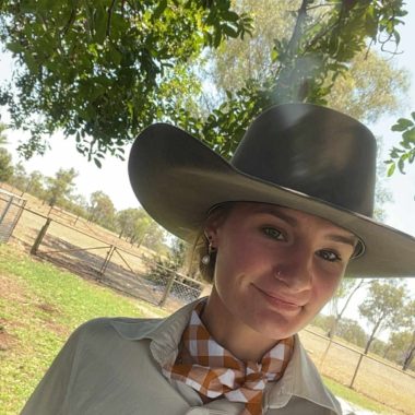 Elektra Birks - Photo